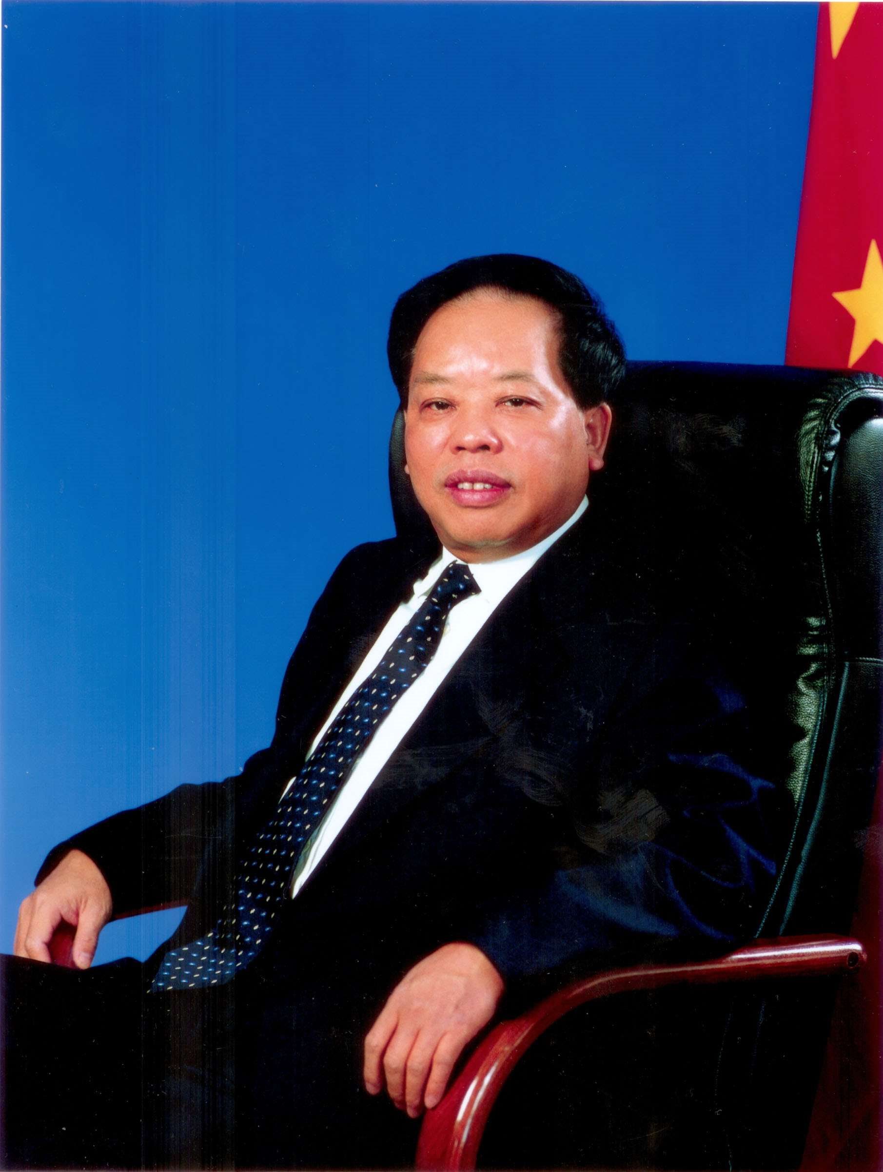 王基铭院士